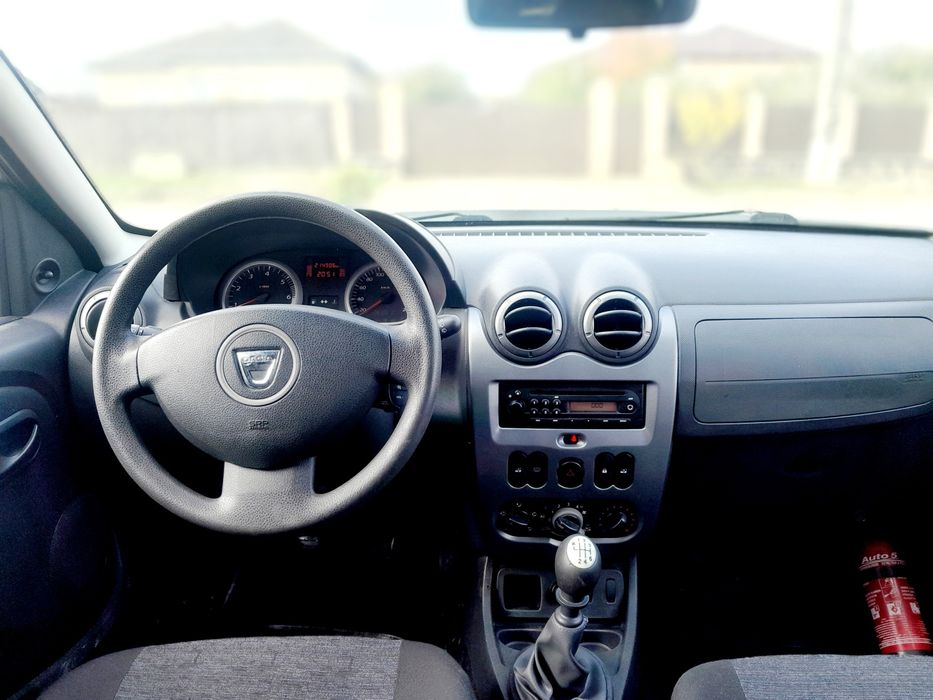 Dacia Duster 1.5DCI 110cp 
1.5DCI 110cp 
Fab 12_2011 Euro 5
Climă Func