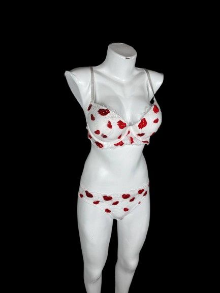 Аёллар ички кийими