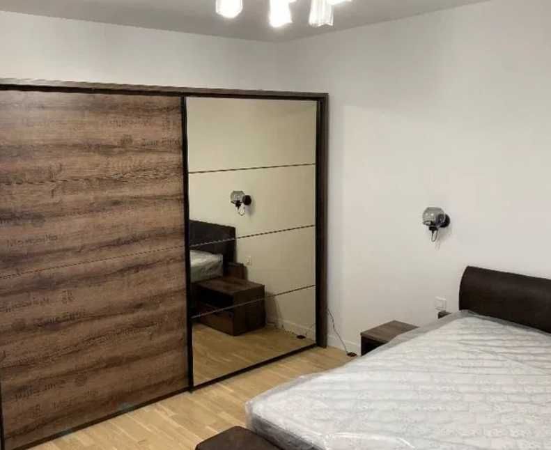 Дава се под наем Тристаен апартамент в Пловдив, Съдийски - 90 кв.м за 346.8 € - Снимка #2