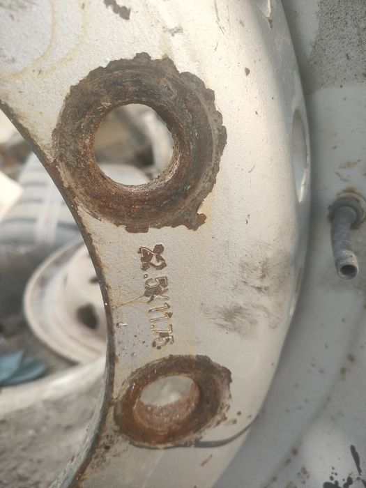 Продам диск на16 и18