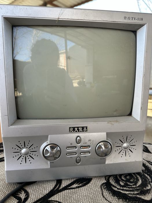 Продаю мини телевизор