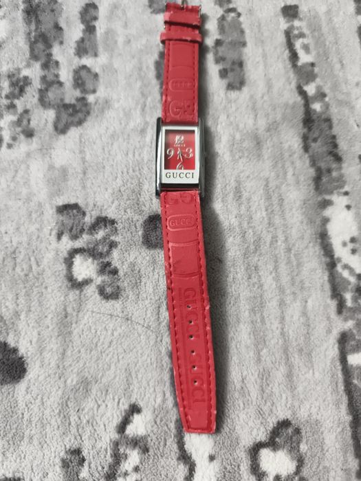 Дамски часовник GUCCI