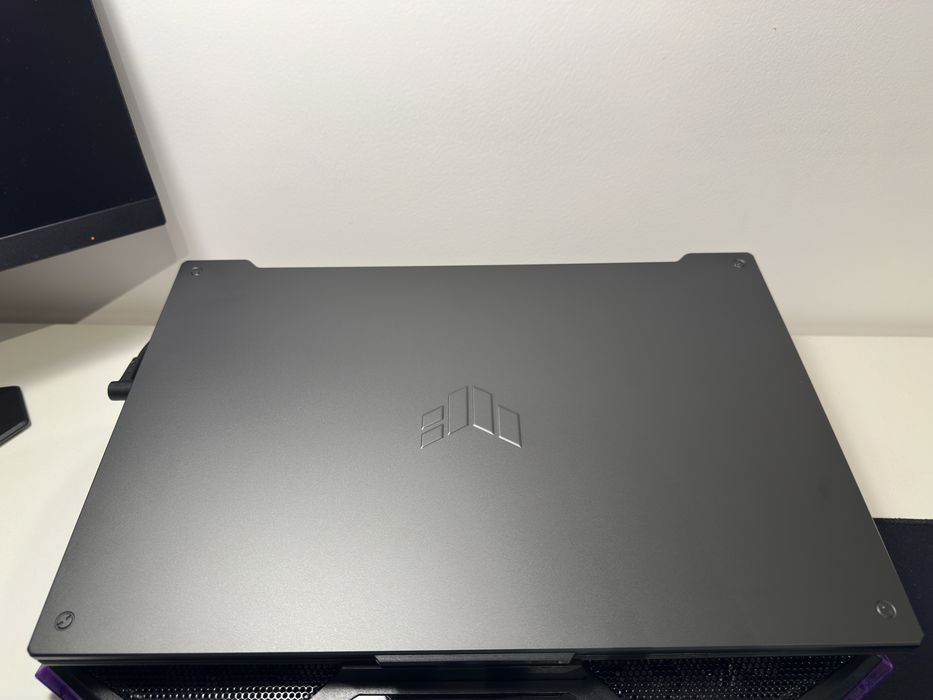 Laptop Asus TUF Gaming F17