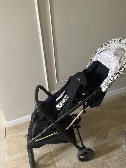 Продам коляску Pegperego