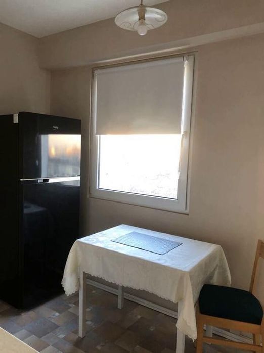 Двустаен апартамент в жк. Христо Смирненски