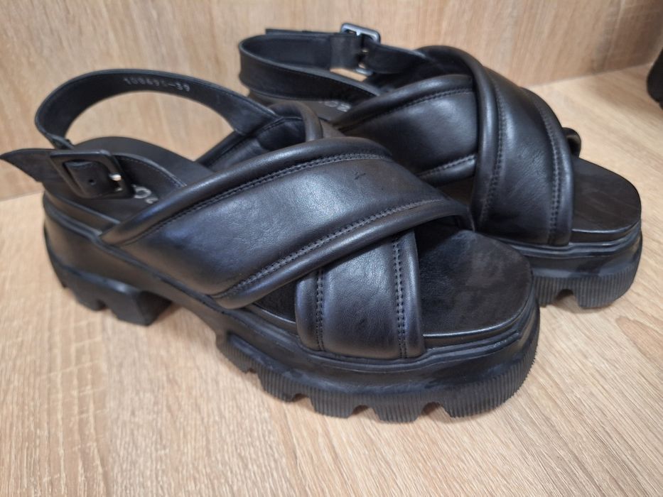 Дамски сандали естествена кожа