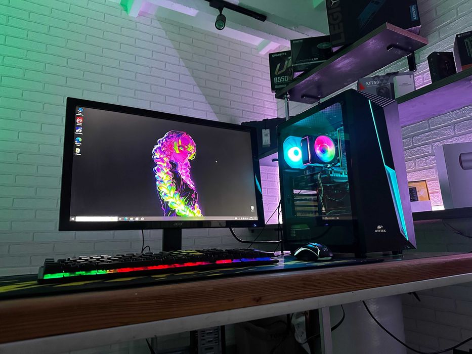 Игровой компьютер в полном комплекте