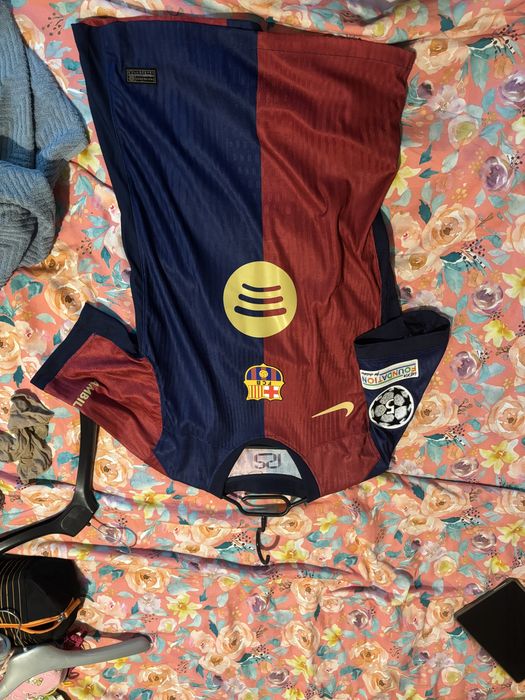 Оригинална тениска на Барселона