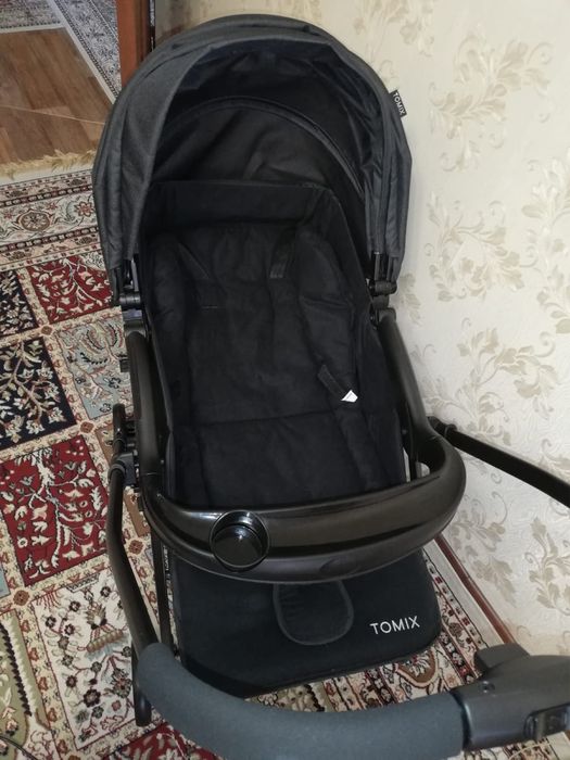 Коляска прогулочная TOMIX