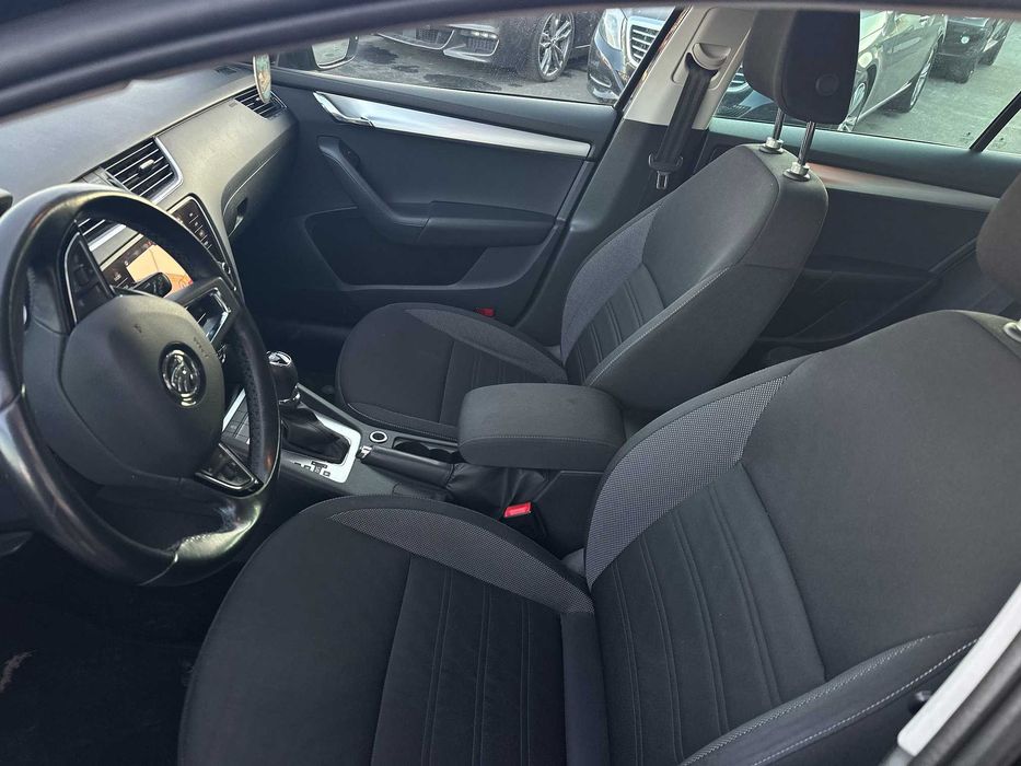 Skoda Octavia 2,0 tdi 2021 automata accept variante !