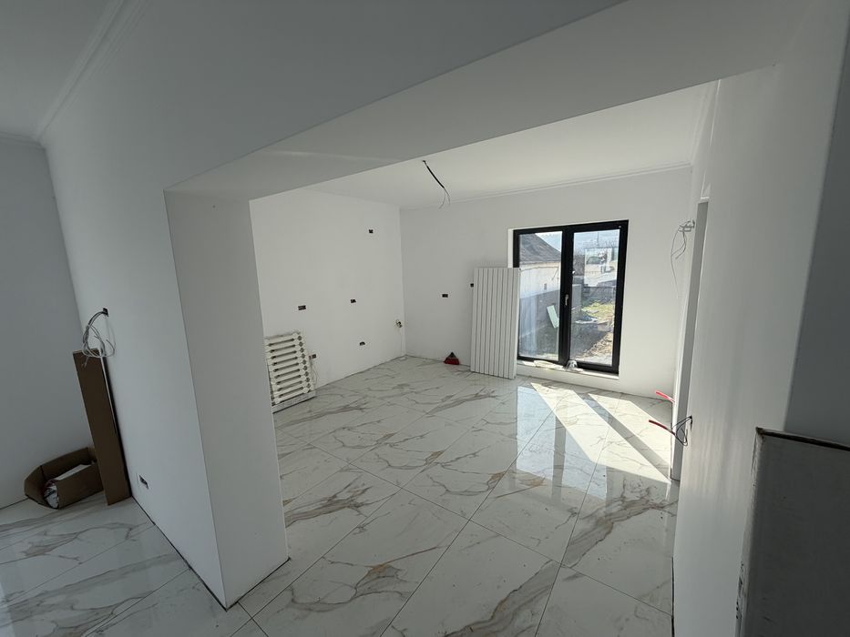 Casa de vanzare Curtea de Arges ! 1000mp