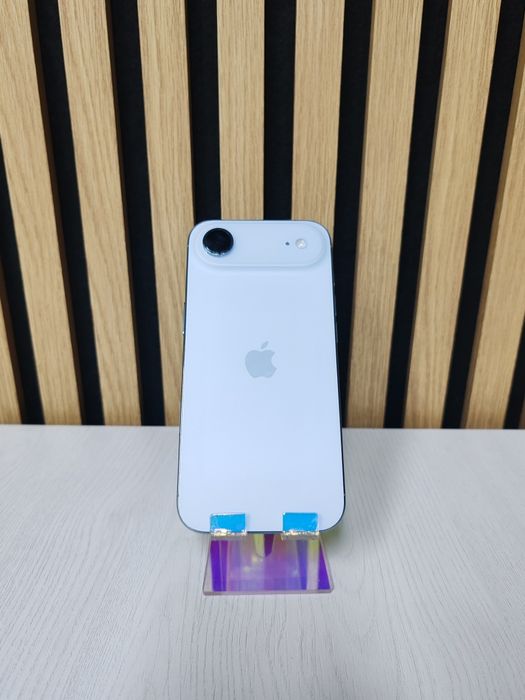 iPhone Air MEM 256 RAM 12 GB 100 BAT Amanet ActivExigent Cod:93434