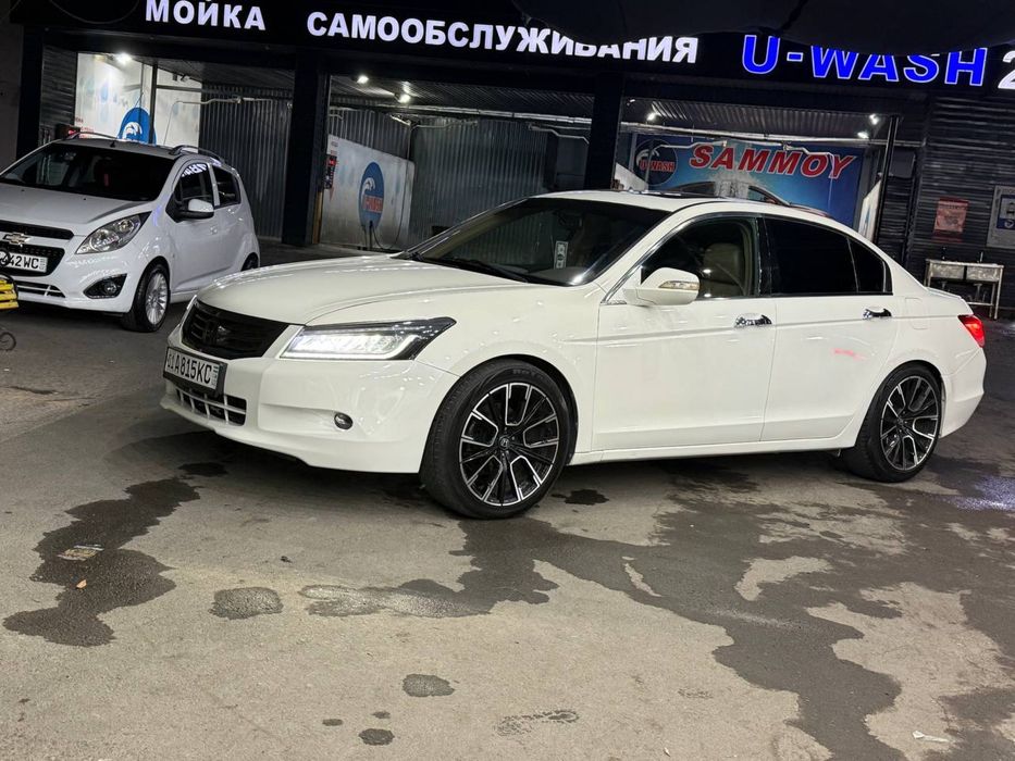 Honda accorrd 2008 йил