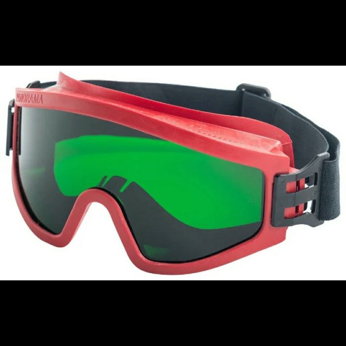 Очки защитные,закрытые.С прямой вентиляцией.