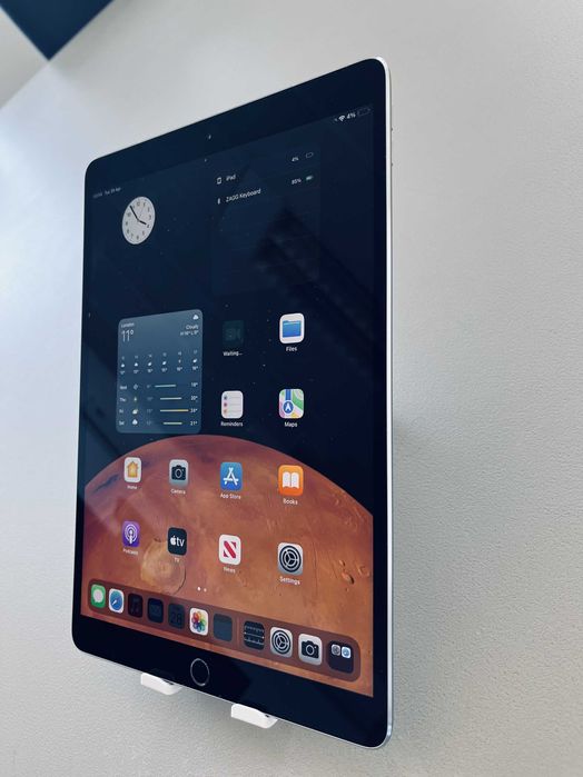Apple iPad Pro 1gen A1701 10.5' 64GB WiFi + Cellular / Space Gray