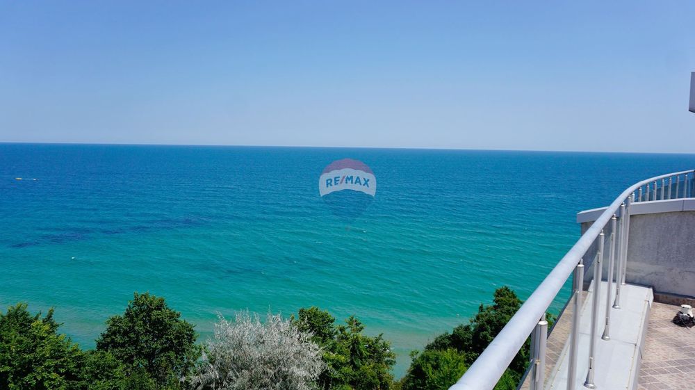 Двустаен апартамент,веранда,първа линия море, Бяла ТЕ - снимка 13
