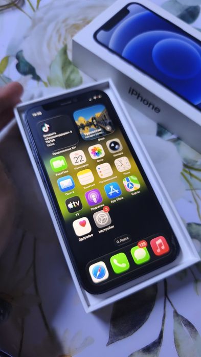 Продам iPhone 12 mini
