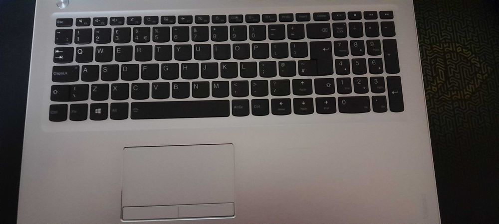 Лаптоп Lenovo (офис)(лек гейминг)