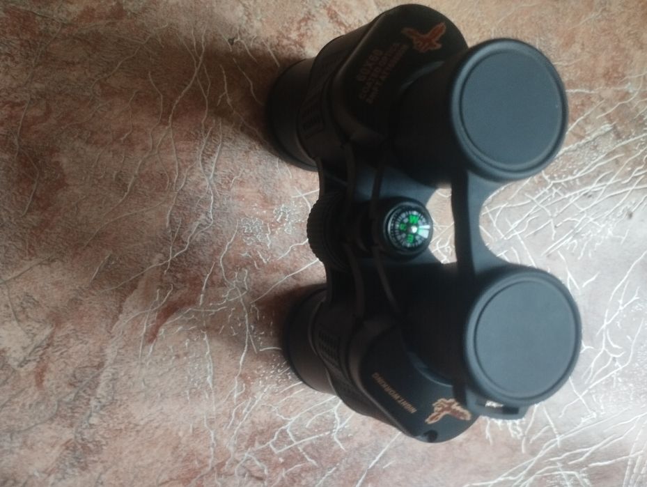 Бинокль туристический