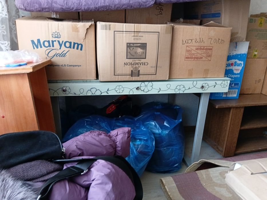 Продам тумбы шкаф и т.п.