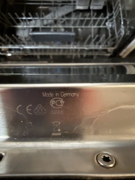 Съдомиялна машина за вграждане Сименс