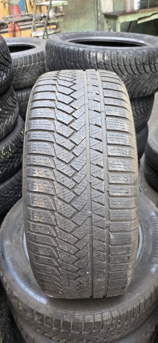 Гуми 4бр 235/55/17 - 1бр  - 35 евро
