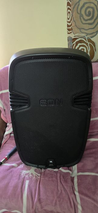 Vând boxă JBL activă