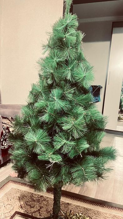Продам ёлку 125 см