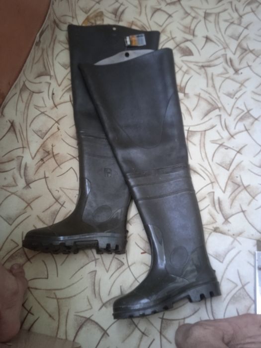 Сапоги болотные  .р.41