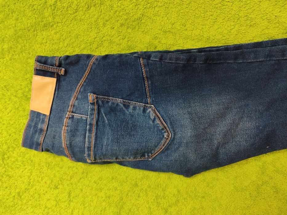 Джинсы размеры 27-28