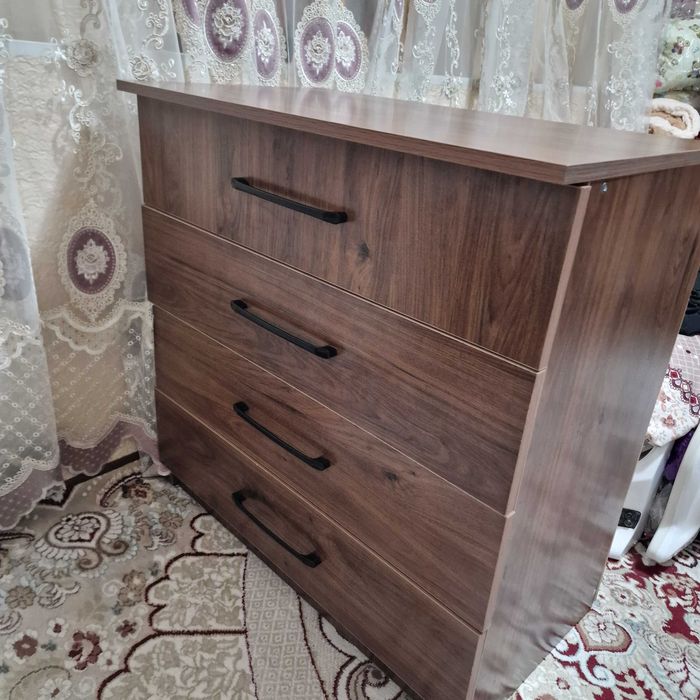 Продается новый Комод