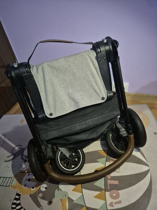 Cărucior de copil Nuna Triv Next