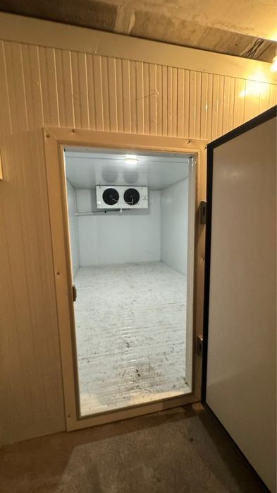 Установка холодильниых камер