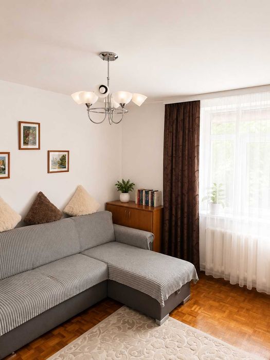 Apartament 2 camere ultracentral Medgidia | Etaj 1 | Centrală nouă | Garaj