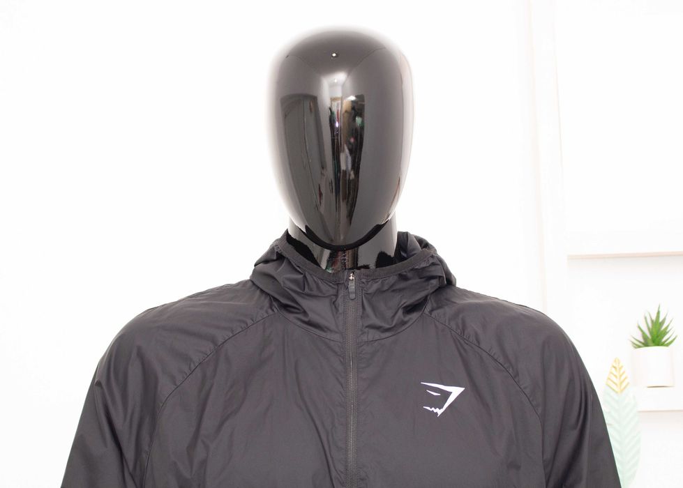 Gymshark оригинално мъжко яке черно тип ветровка леко с качулка L