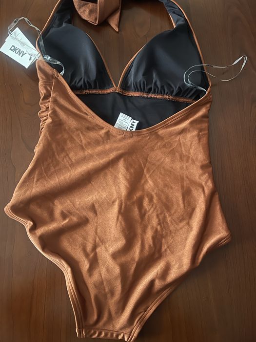 Costum de baie DKNY