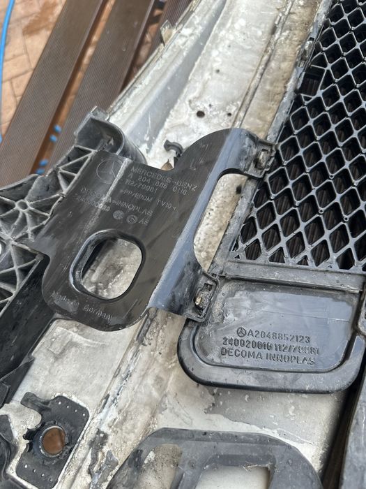 Брони и прагове за мерцедес w204