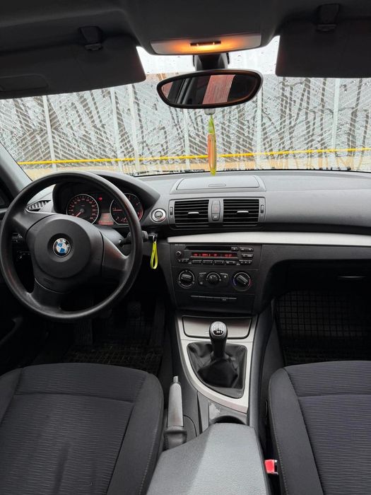 BMW Seria 1 2007 — imagine 5