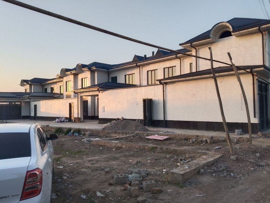 Котеджлар под ключ холатда сотилади. Обод. Кибрай. Уч кахрамон