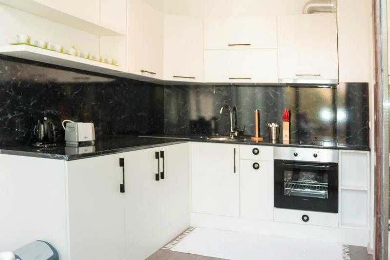 Бутиков двустаен апартамент в Центъра