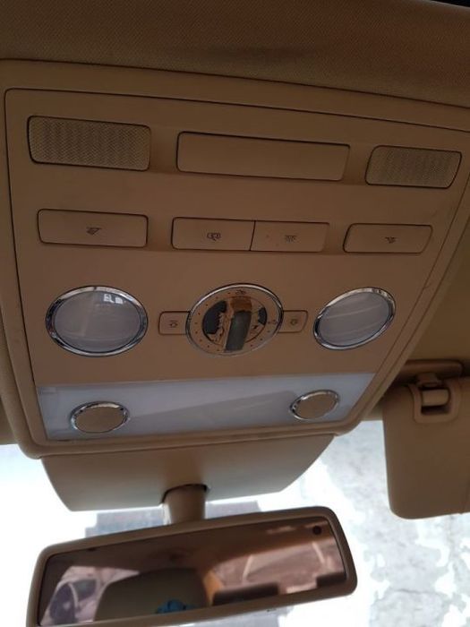 Plafoniera Lumini / Lampa Iluminare Habitaclu cu Buton Trapa Crem VW Phaeton 2002 - 2010