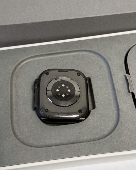 Apple watch Ultra 2 iStyle Гаранция 2г Black Titanium MILANESE TML