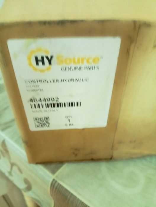 Vând control hidraulic nou