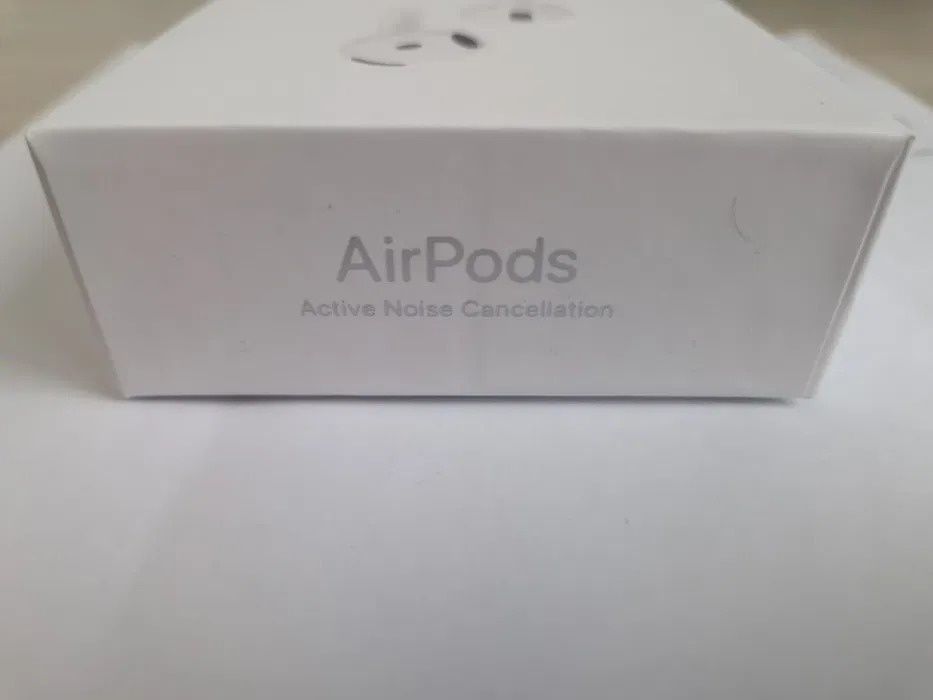 Airpods 4 ANC - Noi, Sigilate - Factura iStyle