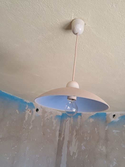 2 бр лампи за стена - 7€