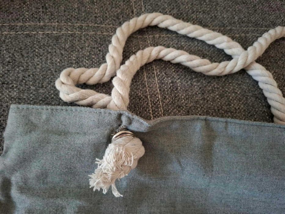 Geanta tip sacosa