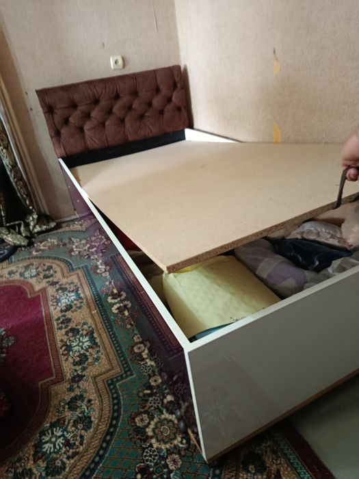 Продаётся кровать