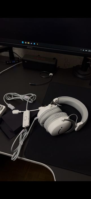 Наушники Fifine h9 белые.