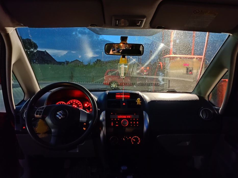 Suzuki SX4 2007 1.5 benzina 99 CP