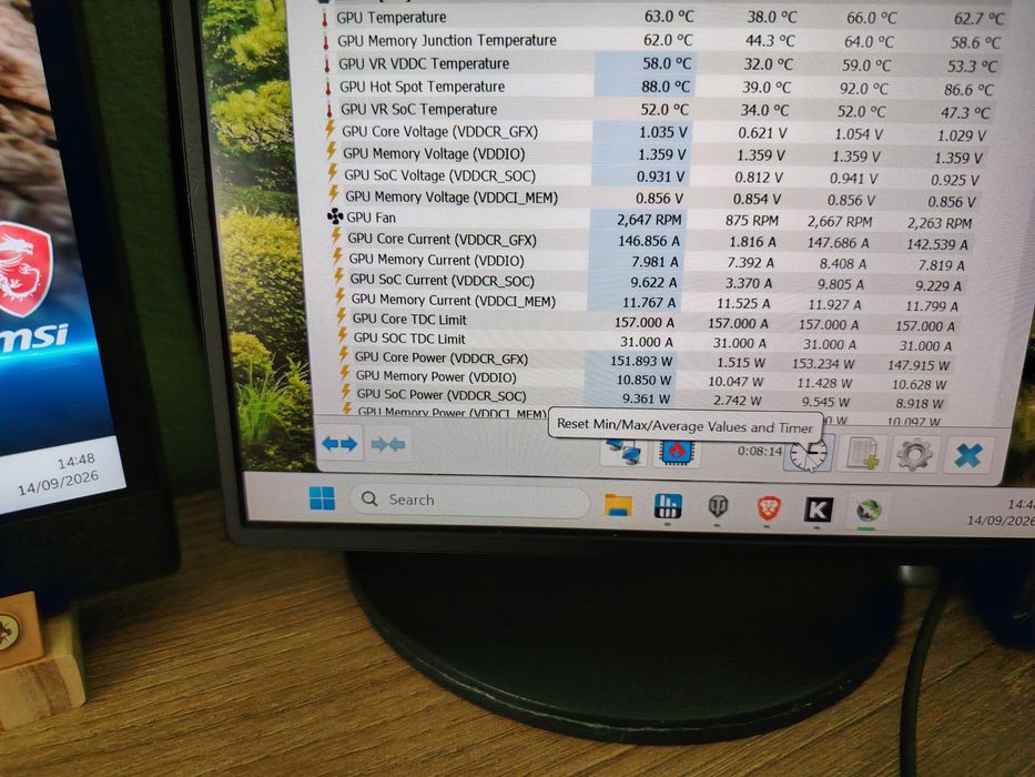 AMD RX 6700 XT референтен модел